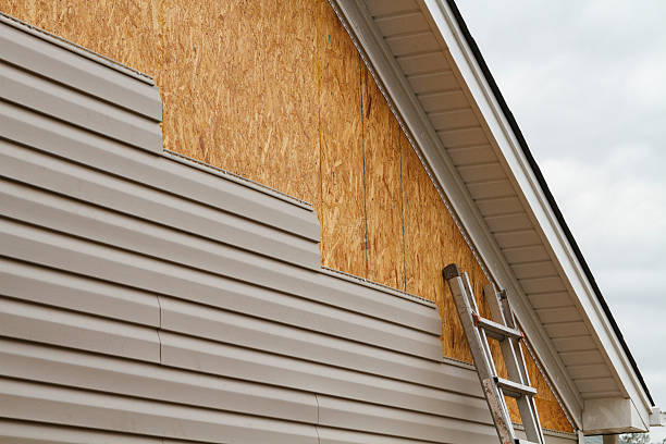 24/7 Emergency Vinyl Siding experts in Morganton, NC